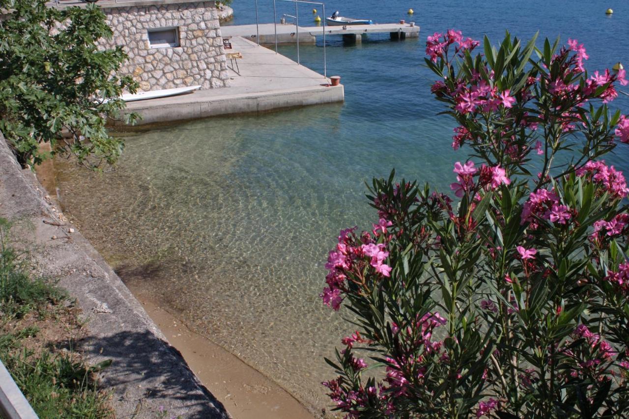 Apartments And Rooms By The Sea Supetarska Draga - Gornja, Rab - 11579 Zewnętrze zdjęcie