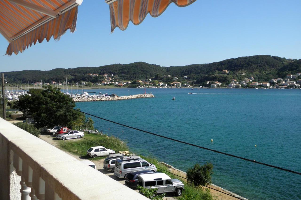 Apartments And Rooms By The Sea Supetarska Draga - Gornja, Rab - 11579 Zewnętrze zdjęcie