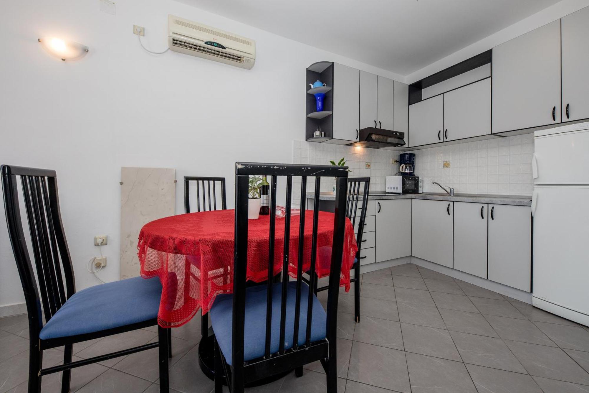 Apartments And Rooms By The Sea Supetarska Draga - Gornja, Rab - 11579 Pokój zdjęcie